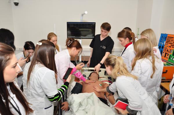 Студенты медицинских колледжей и вузов ДНР, ЛНР, Херсонской и Запорожской областей прошли обучение в симуляционном центре ФФМ
