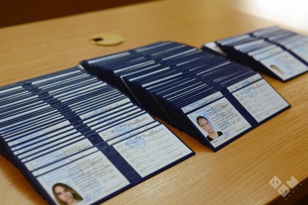 Вручение студенческих билетов первокурсникам набора 2022 года