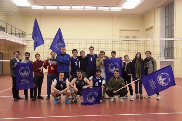 Команда ФФМ вышла в основной этап Чемпионата МГУ по волейболу! Команда ФФМ вышла в основной этап Чемпионата МГУ по волейболу!